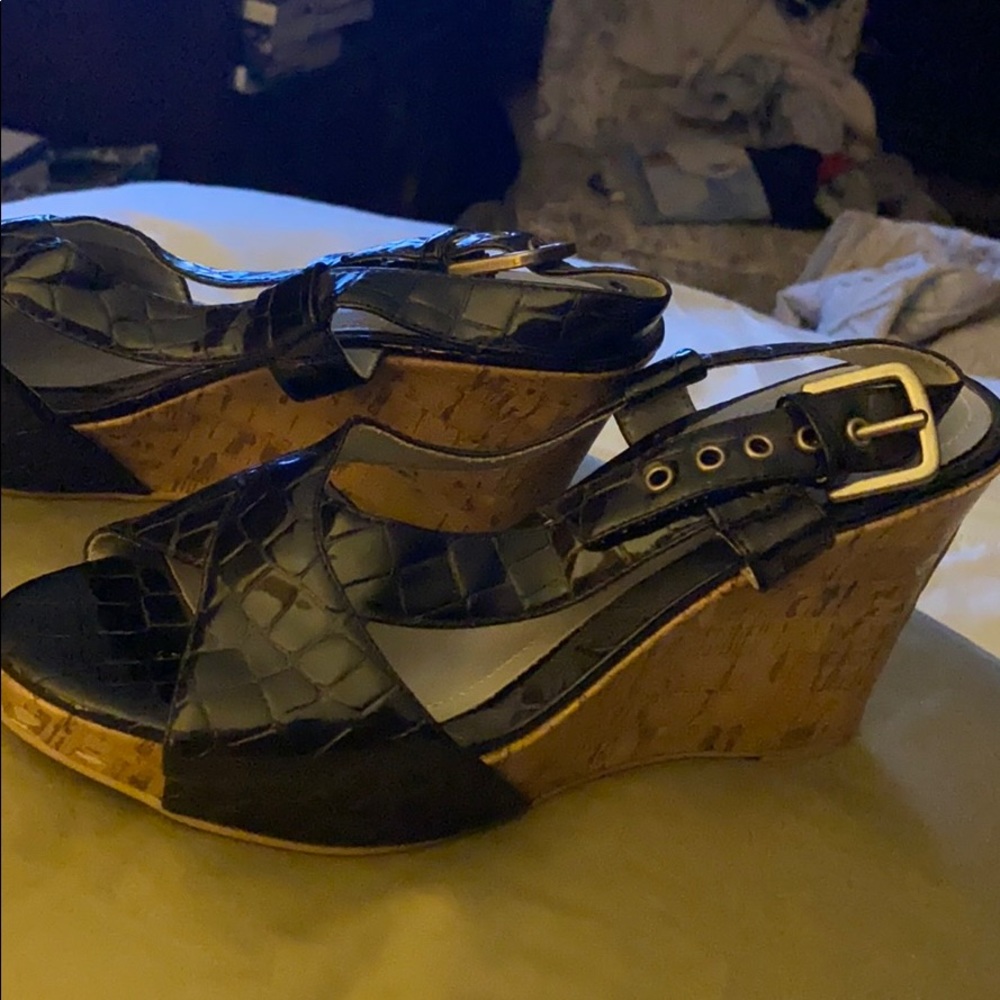 Black open toe shoes wedges